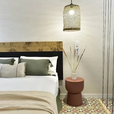 Estudio Tipo Loft En La Petxina شقة فالنسيا