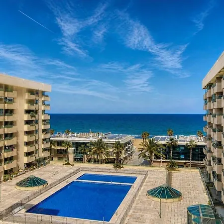 50 Meters From The Beach, With A Pool And Balcony * バレンシア