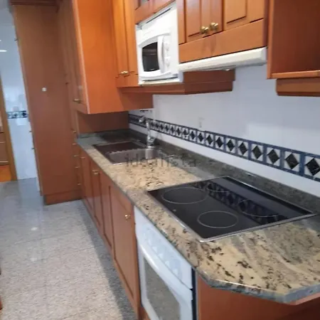 منزل للإقامة Con Bano Privado *
