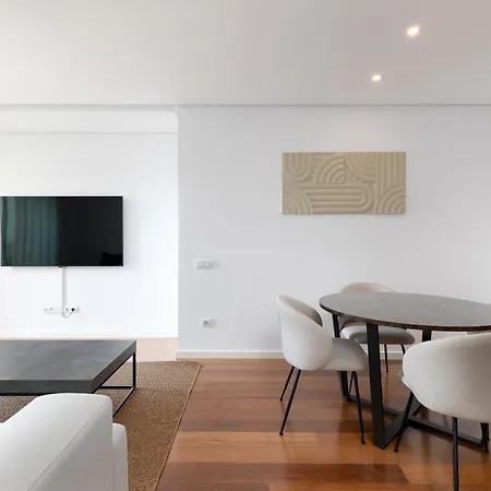 Apartamento Apartup Colon Attic Center