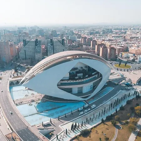 Premium Penthouse With Large Terrace, Ocean Views & Opposite The Of Arts And Sciences Valencia