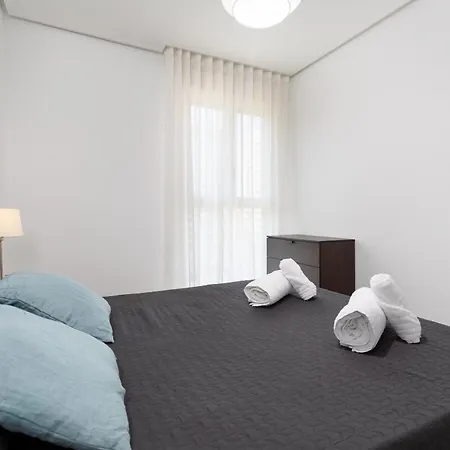 Apartup Cortes Valencianas Valencia