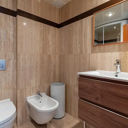 Apartup Cortes Valencianas * Valencia