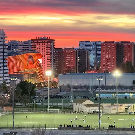 Premium Penthouse With Large Terrace, Ocean Views & Opposite The Of Arts And Sciences Valencia