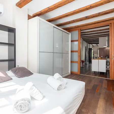 Apartup Sorell Market Ii * فالنسيا