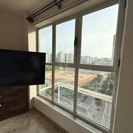 Premium Penthouse With Large Terrace, Ocean Views & Opposite The Of Arts And Sciences Valencia