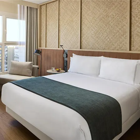 Hotel Nh Center 4*