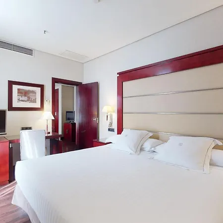 Hotel Center 4*