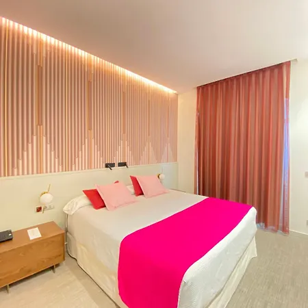 Neptuno Playa & Отель 4*