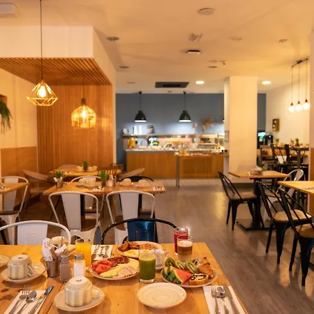 鲁发法高科技酒店 酒店 3*