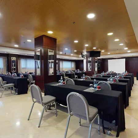 Center 4* Valencia