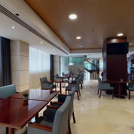 Center 4* Valencia