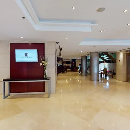 Center 4* Valencia