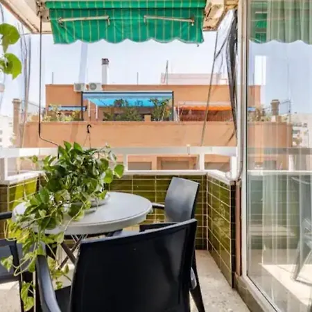 Rum i privatbostad Alquilo Doble Con Aire Acondicionado, Nevera Y Bano Privado