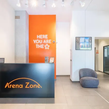 Az Hqtel Arena Hotell