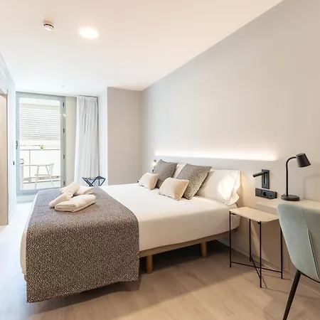 Hotel Hq Arena 3*