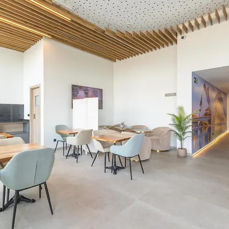 Hq Arena Hotel Valenza