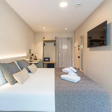 Hotel Hq Arena