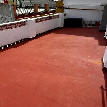Atico Abuhardillado En El Centro Historico De *