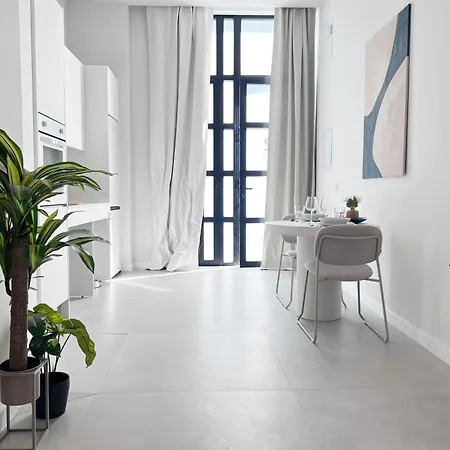 Loft Piva - Direct Entry Nou Moles Bioparc Area شقة