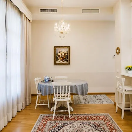 Centro Luxury Oasis 5 아파트