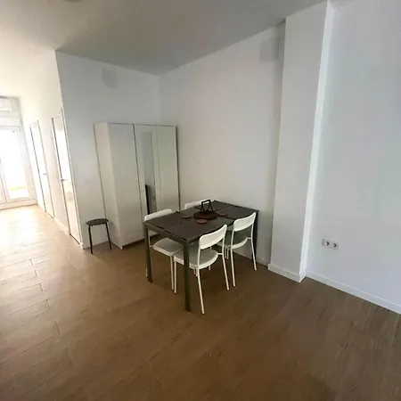 Excelente Casa Renovada Cerca De La Playa * Valensiya