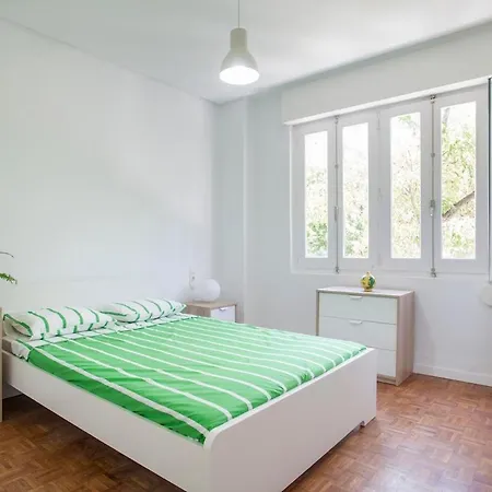 Spacious Family With Huge Terrace דירה *