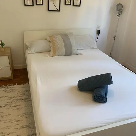 Spacious Family With Huge Terrace דירה