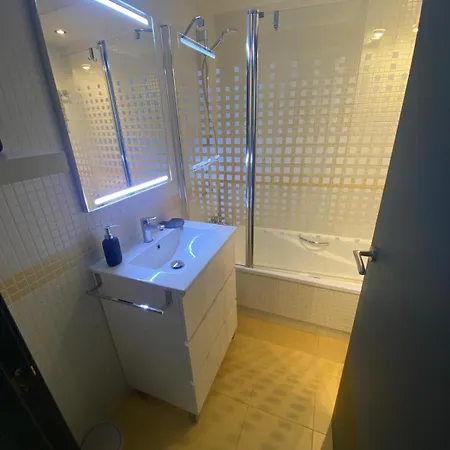 Salvador Rodriguez Bronchu Appartement