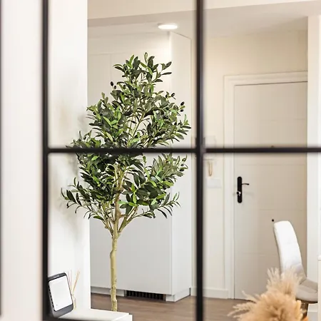 Guestready - Sunlit 2br Retreat In Jesus