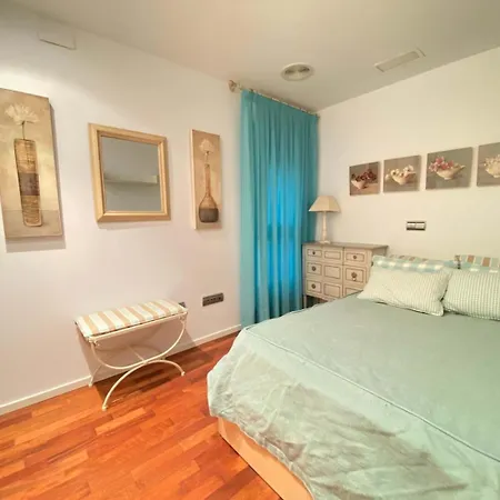 Spacest - Carrer De Sant Vicent Martir A * ולנסיה