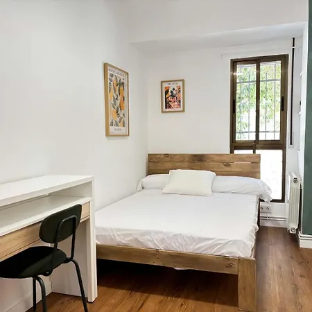 Spacest - Carrer Del Torpediner A * Valencia