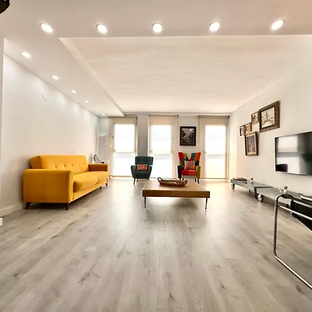 Atico Duplex Con Terraza & Parking En El Centro Daire Valensiya