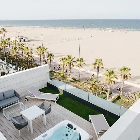 Neptuno Playa & Отель