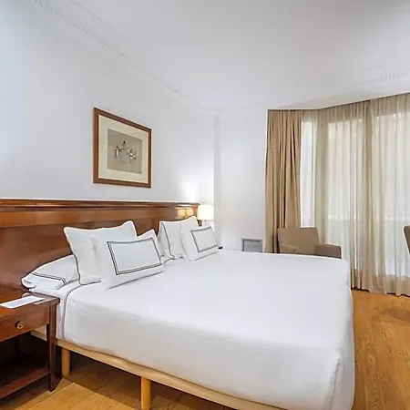 Melia Plaza