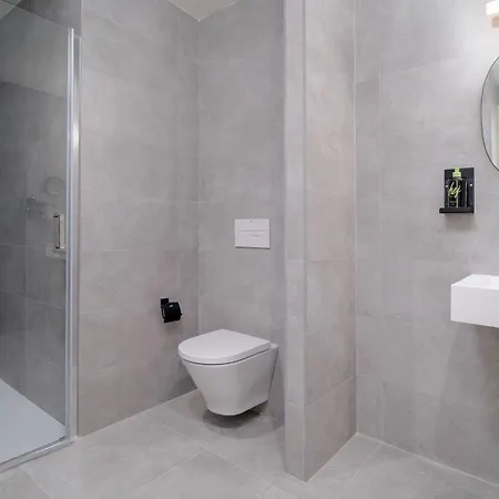 Limehome Carrer De Sant Jacint فالنسيا