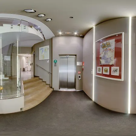 Sh Colon Hotel 4*