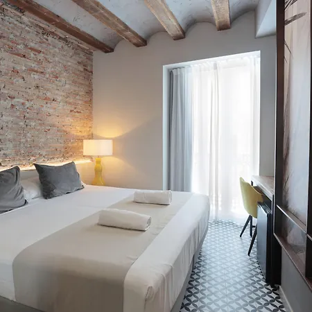 & Co. Quart Boutique 3* Valencia