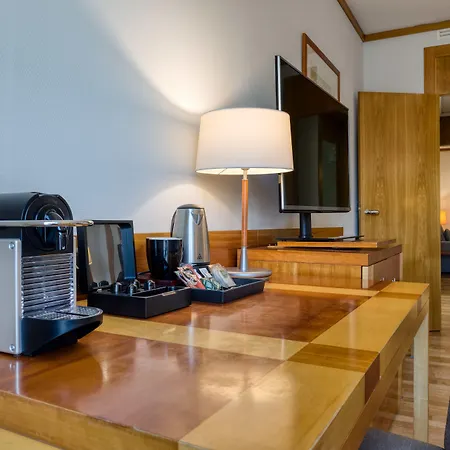 Hotel Senator Parque 4*