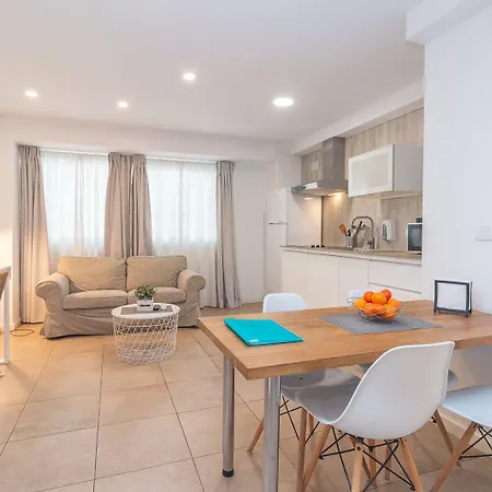 Aparthotel Bet - Abastos 3*
