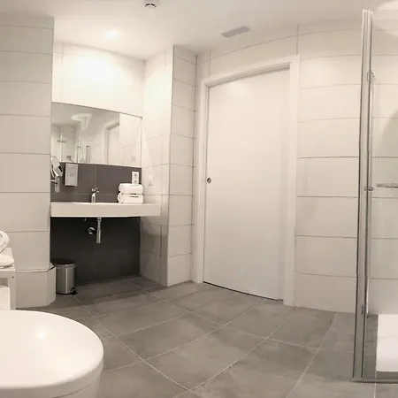 Plaza View 3* Валенсия