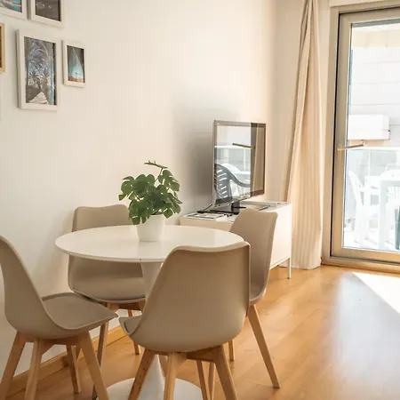 Apartamento Fivestepstosea - *