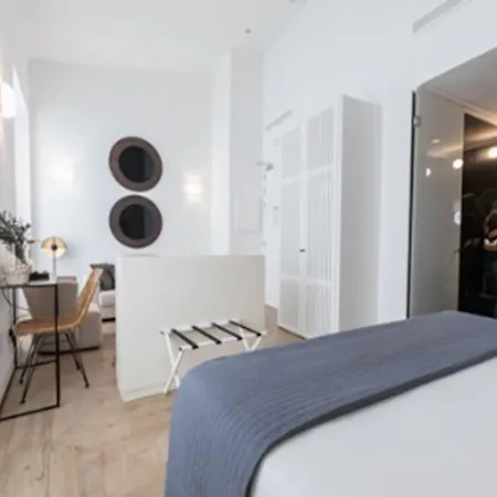 Marques House By Myr מלון