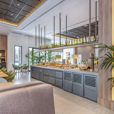 Отель Innside By Melia Oceanic 4*