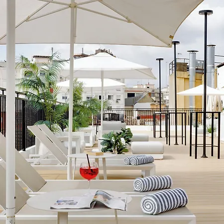 ホテル コンケリドール