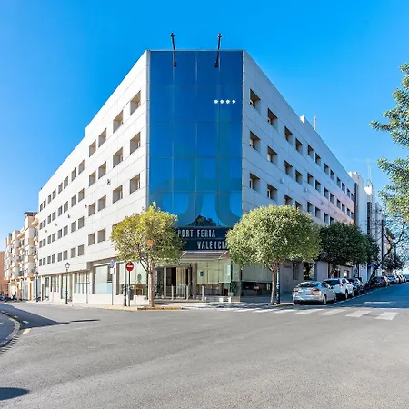 Port Feria Hotel 4*