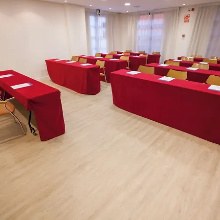 Express Ciudad De Ciencias, An Ihg Hotel 3*