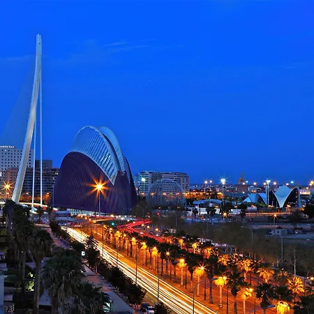 Hotel Express Ciudad De Ciencias, An Ihg Valencia