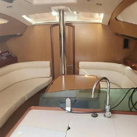 Sun Odyssey De 40' Marina * ולנסיה