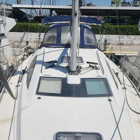 Sun Odyssey De 40' Marina